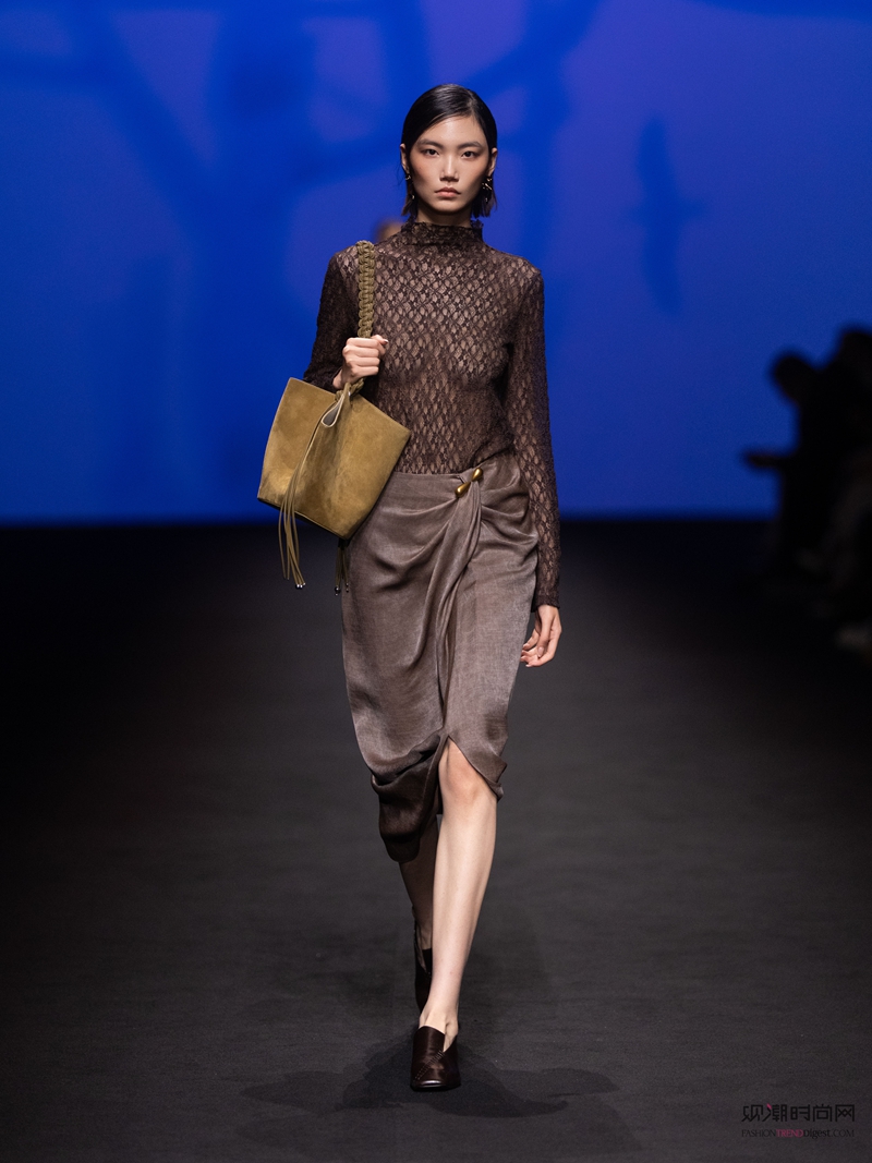 COMME MOI2026��...