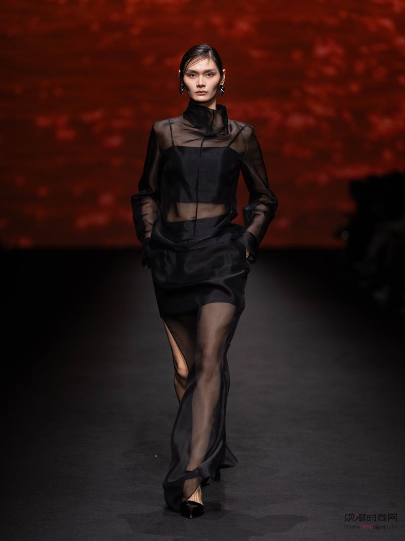 COMME MOI2026��...