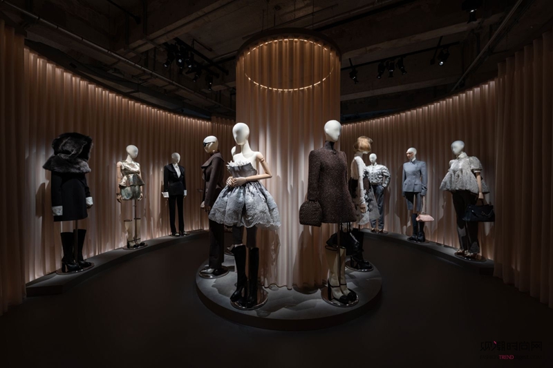 McQueen: 表象之下 ...