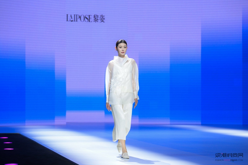 潮领全球 “衣”启新程：20...