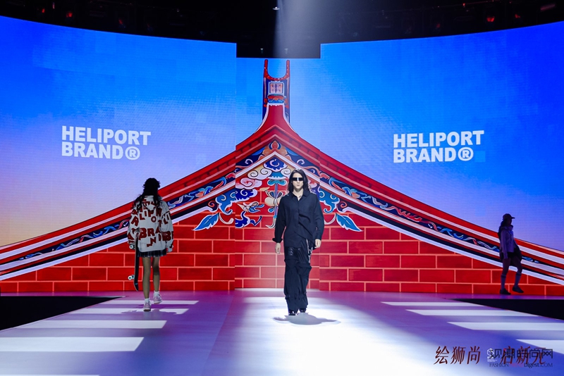 潮领全球 “衣”启新程：20...