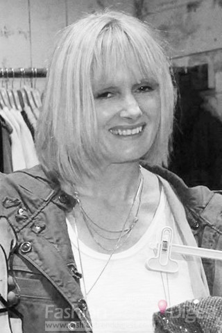 34. J'ne Shepherdson, Whistles 執行官 