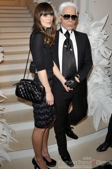 P  (Keira Knightley)ĕr͑׃