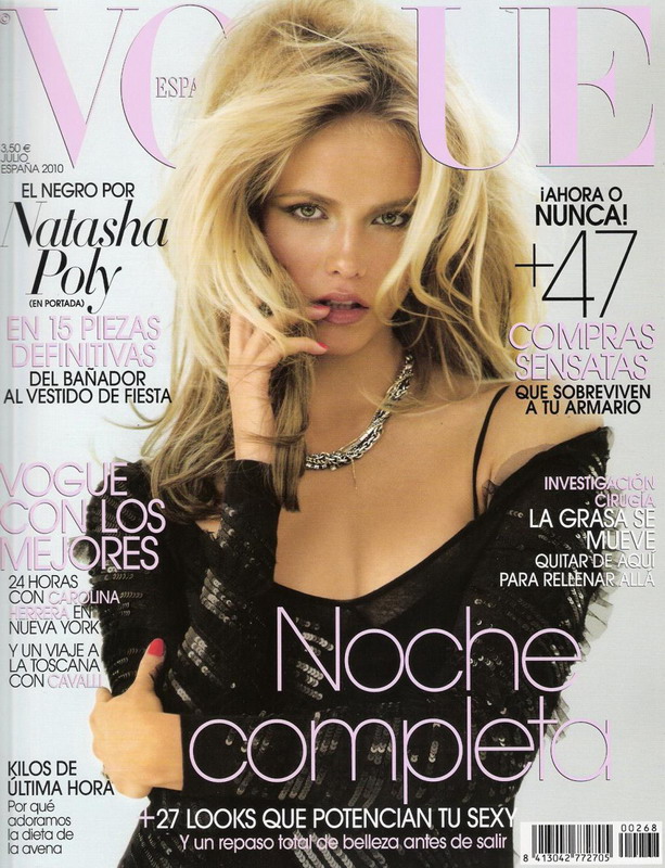 1. 娜塔莎•波莉(Natasha Poly)登上西班牙版《Vogue》杂志封面7月刊，演绎西班牙VOGUE夏日清凉大片。这组大片由Patrick Demarchelier负责掌镜。<br>
<br>
 