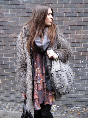 �׶�ʱװ�ܽ���