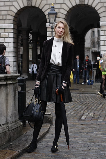 �׶�ʱװ�ܽ���