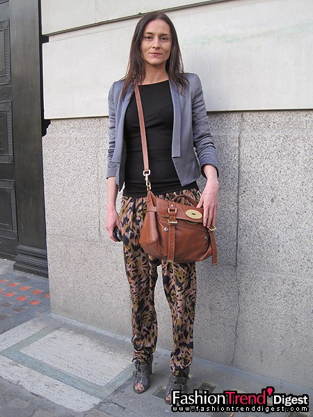 印花及特殊材质裤子 