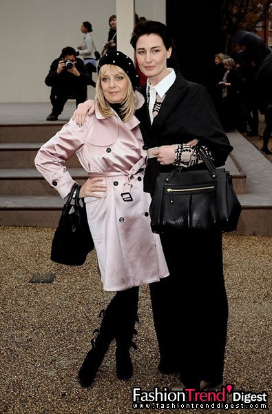 Twiggy and Erin O'Connor 