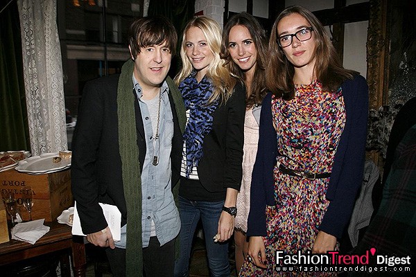 Saloni Lodha： <br>
Andrew Bevan, Poppy Delevigne, Louise Roe and Sophia Rogge 