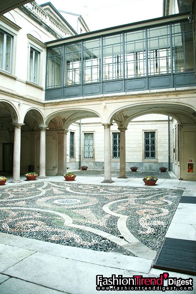 Palazzo Morando的服饰展览 