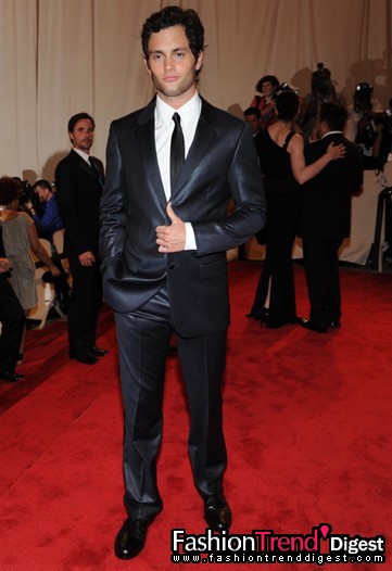 Penn Badgley 