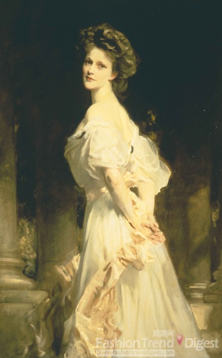 The Heiress, 1890s<br>
最早的美国女性经典形象伴随大众通俗刊物的兴起脱颖而出，她们大都被传统的礼节、严格的规范和新兴的财富阶层所限制。她们大多数的礼服都是出自法国著名的设计师时装店，比如Rouff、Hallee、Pingat、Doucet、Paquin和Worth等。<br>
 