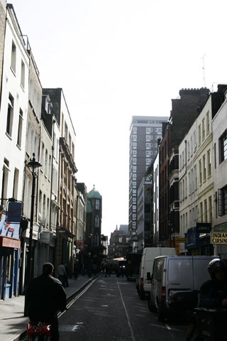 Berwick Street：在那里Vogue的编辑们总在那里取景。 