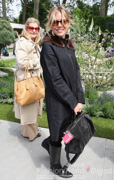 ����ĸŮ���� ˭�������