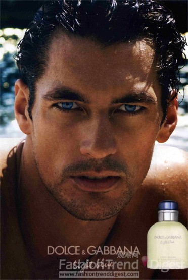 TOP 2. 大卫•甘迪 (David Gandy)<br>
英国最佳穿着男士之一，同时他被英国称为唯一的超级名模，2011年开始模特生涯，大卫•甘迪 (David Gandy) 自从走过Dolce&Gabbana 2007年春夏男装的开场秀之后，人气暴红，并且深受Dolce&Gabbana两位设计师的厚爱，大卫•甘迪 (David Gandy) 连续两季担任该品牌御用代言人，同时意大利Dolce&Gabbana两位设计师还为了对他表示敬意还特地出版了一本书。<br>
 