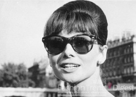 㽛Audrey Hepburnͻ