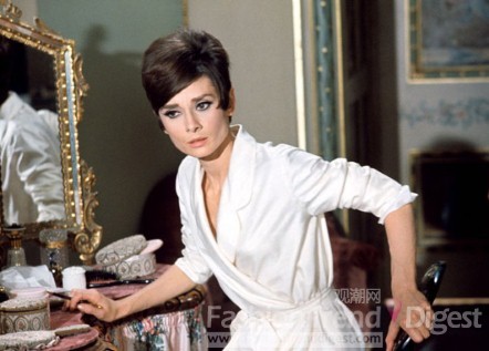 15. 奧黛麗•赫本（Audrey Hepburn）最后一個電影角色是《偷龍轉鳳》扮演Nicole。 