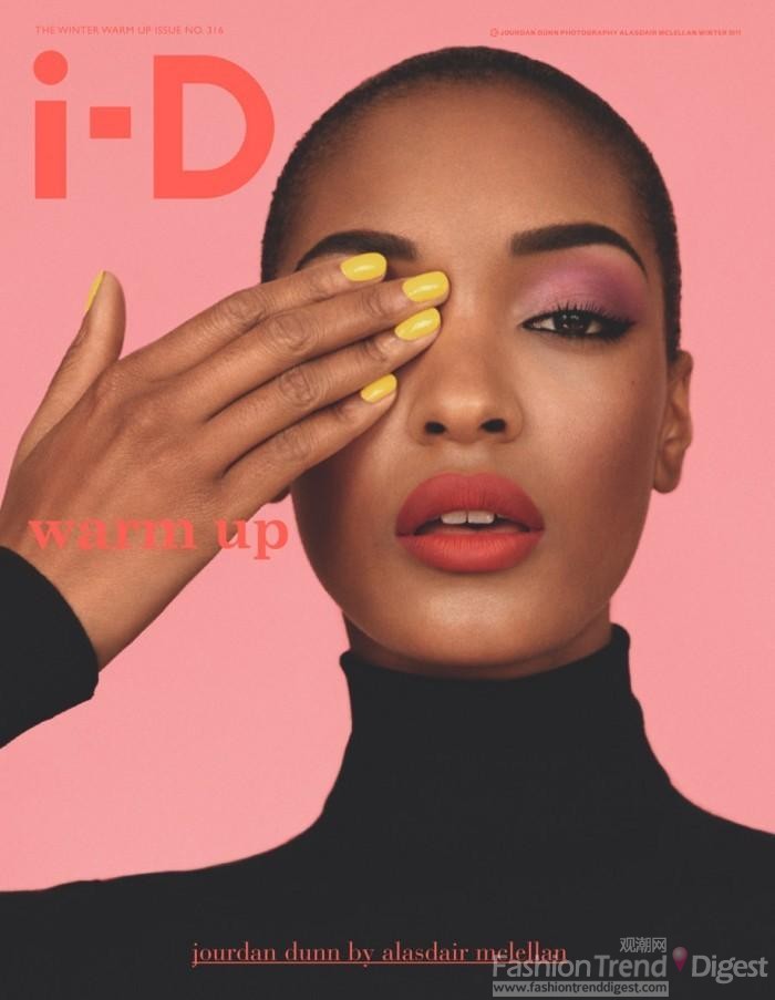 19. No.12  卓丹•邓（Jourdan Dunn）<br>
1990年出生的Jourdan Dunn出道时间不长，但就因为与Naomi Campbell有几分相似的面孔，迅速得到众多设计师注意，在2008秋冬时装周走了42场秀，当中更包括自1997年来就再也没有请过黑人模特的Prada！ 同时，她也登上包括《Vogue》《Pop Magazine》等时尚杂志的封面，就连更为尖锐风格的i-D杂志，也让她上了一回封面，拍摄过Topshop、Benetton等知名品牌的广告。<br>
 