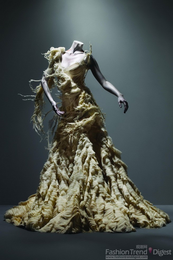 Alexander McQueen“野性之美”纪念展 