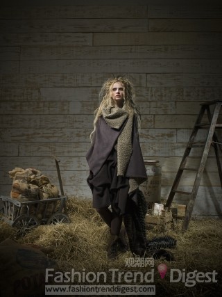 2011ﶬձʱװȡ CFDƳLOOKBOOK