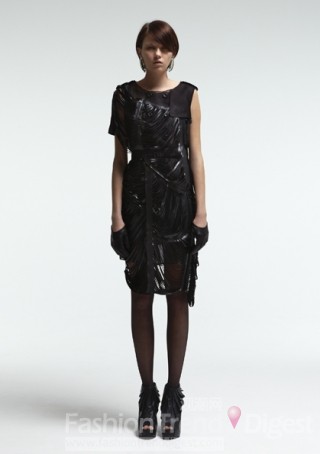 2011ﶬձʱװȡ CFDƳLOOKBOOK