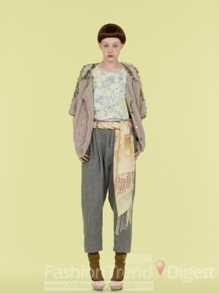 2011ﶬձʱװȡ CFDƳLOOKBOOK