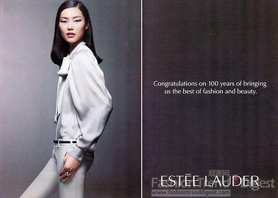 1. 美国化妆品集团雅诗兰黛（Estée Lauder）首次宣布法国模特Constance Jablonski和中国模特刘雯签约，作为同名品牌的代言人。 