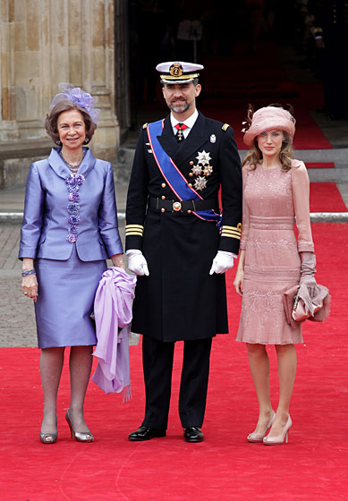 23. 西班牙王后索菲亚）Queen Sofia of Spain）, 西班牙王储Prince Felipe(Prince Felipe of Asturias) 和他的王妃Letizia of Asturias 