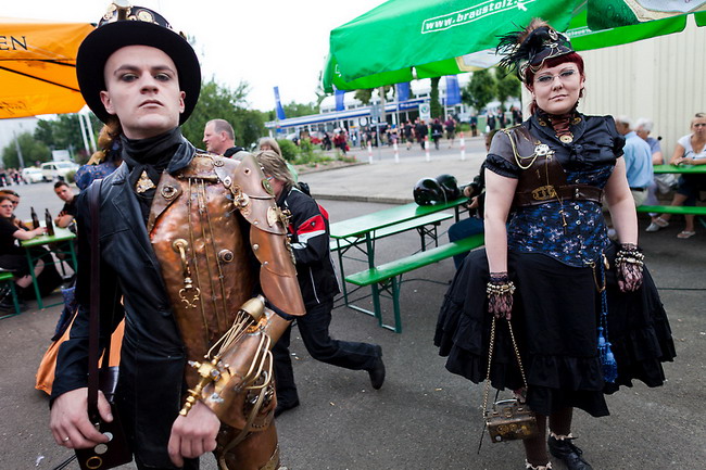 ���������أ�Wave Gotik�����ֽ� ���ط�ļ��е�