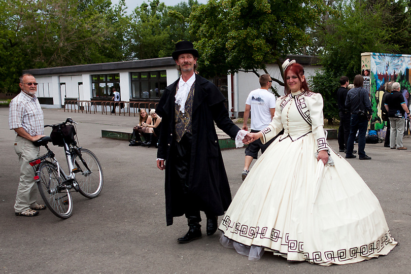 莱比锡哥特（Wave Gotik）音乐节 