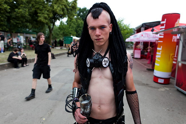 ���������أ�Wave Gotik�����ֽ� ���ط�ļ��е�