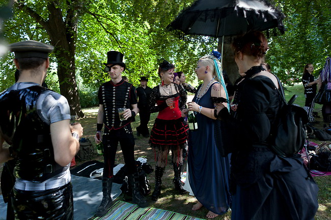 ���������أ�Wave Gotik�����ֽ� ���ط�ļ��е�