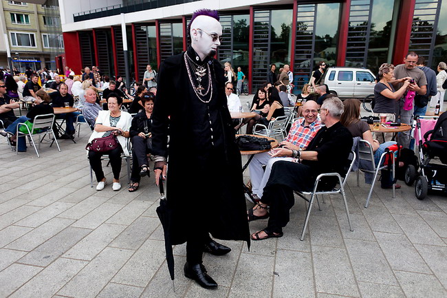 ���������أ�Wave Gotik�����ֽ� ���ط�ļ��е�