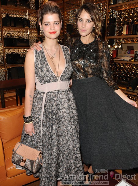 Dolce & Gabbana 15(g)r(sh)Сh