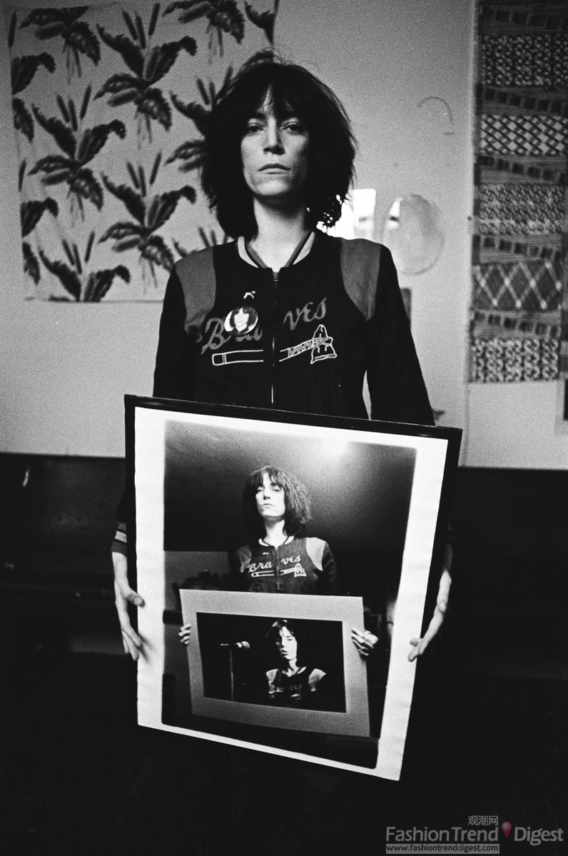 3. 1975年，佩蒂.史密斯（Patti Smith）在加利福利亚伯克利Longbranch夜总会。