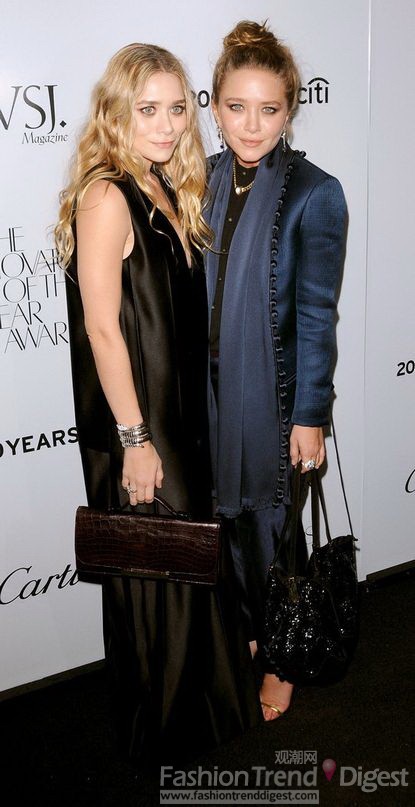 10. 众所周知，玛丽•凯特•奥尔森 (Mary-Kate Olsen) 和姐姐阿什莉•奥尔森 (Ashley Olsen)是时尚界不容小觑的时尚姐妹组合，但是本周她们的穿着看起来就像老女人，尤其是这些沉重感的手提包。