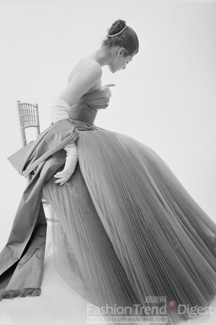 Fashion and Textiles^ekҶYչ[