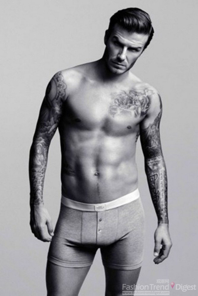 16. 2012年1月，H&M聯合大衛•貝克漢姆 (David Beckham) 系列男士內衣終于曝光！小貝親自上陣演繹廣告，大秀性感身材以及自己的設計，生猛的男人味差點止不住鼻血噴涌！<br>
<br>
 