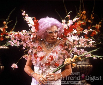 ԱDame Edna Everageʱ