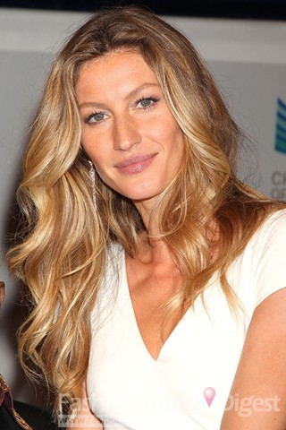 61. 吉赛尔•邦辰（Gisele Bundchen） - $4500万