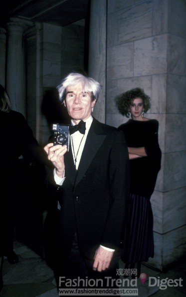 1.	1985年安迪•沃霍爾（Andy Warhol）