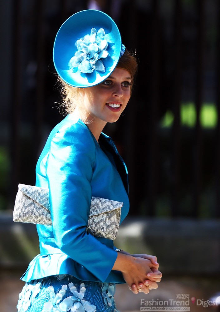 3. 2011年7月英国碧翠丝公主(Princess Beatrice)参加Zara Phillips的婚礼。