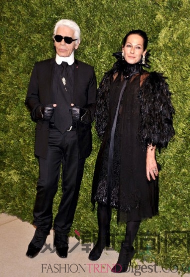 rдKarl LagerfeldĿ˹Ů