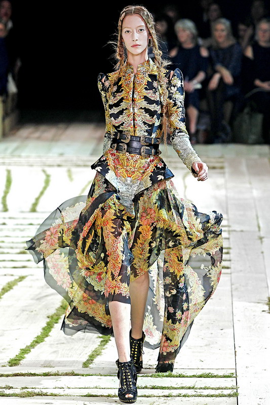 Alexander Mcqueen 11ĸͼƬ