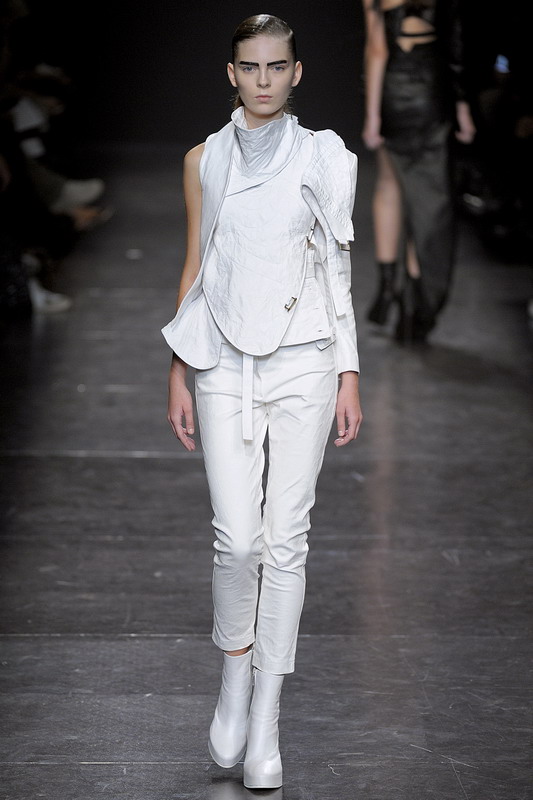 Ann Demeulemeester 11ĸͼƬ