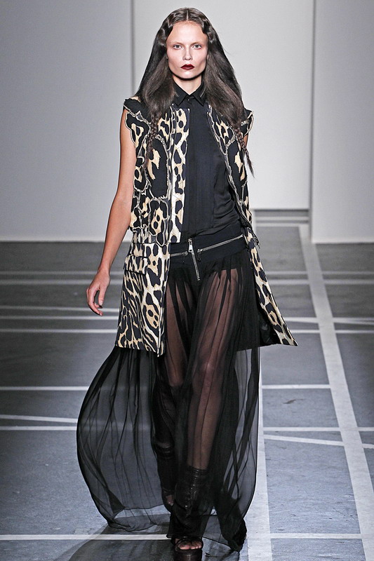 Givenchy 11ĸDƬ