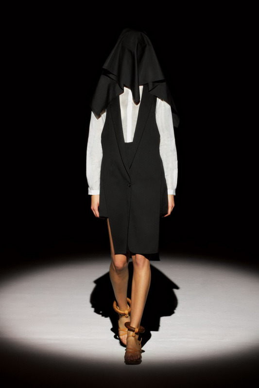 Hussein Chalayan 11ĸͼƬ