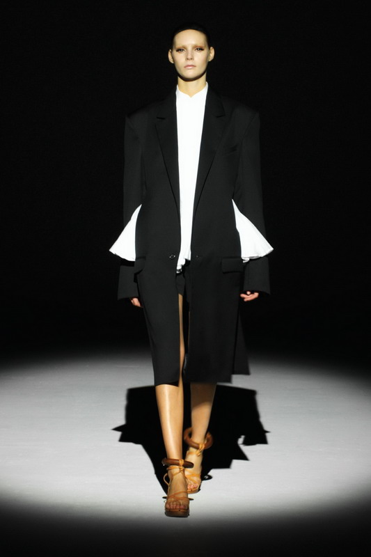 Hussein Chalayan 11ĸͼƬ