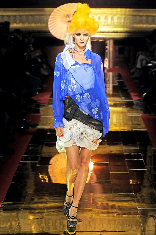 John Galliano 11ĸͼƬ