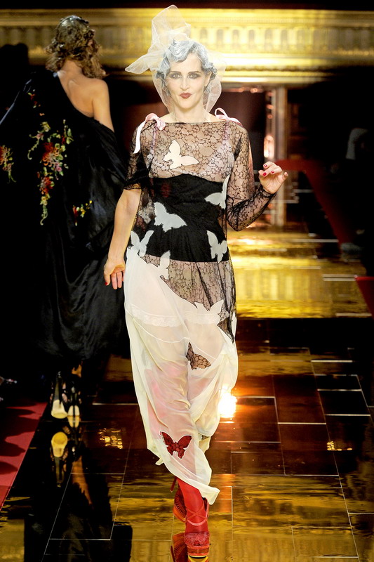 John Galliano 11ĸͼƬ